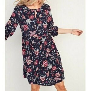 Old Navy Soft-Woven Keyhole Swing Dress